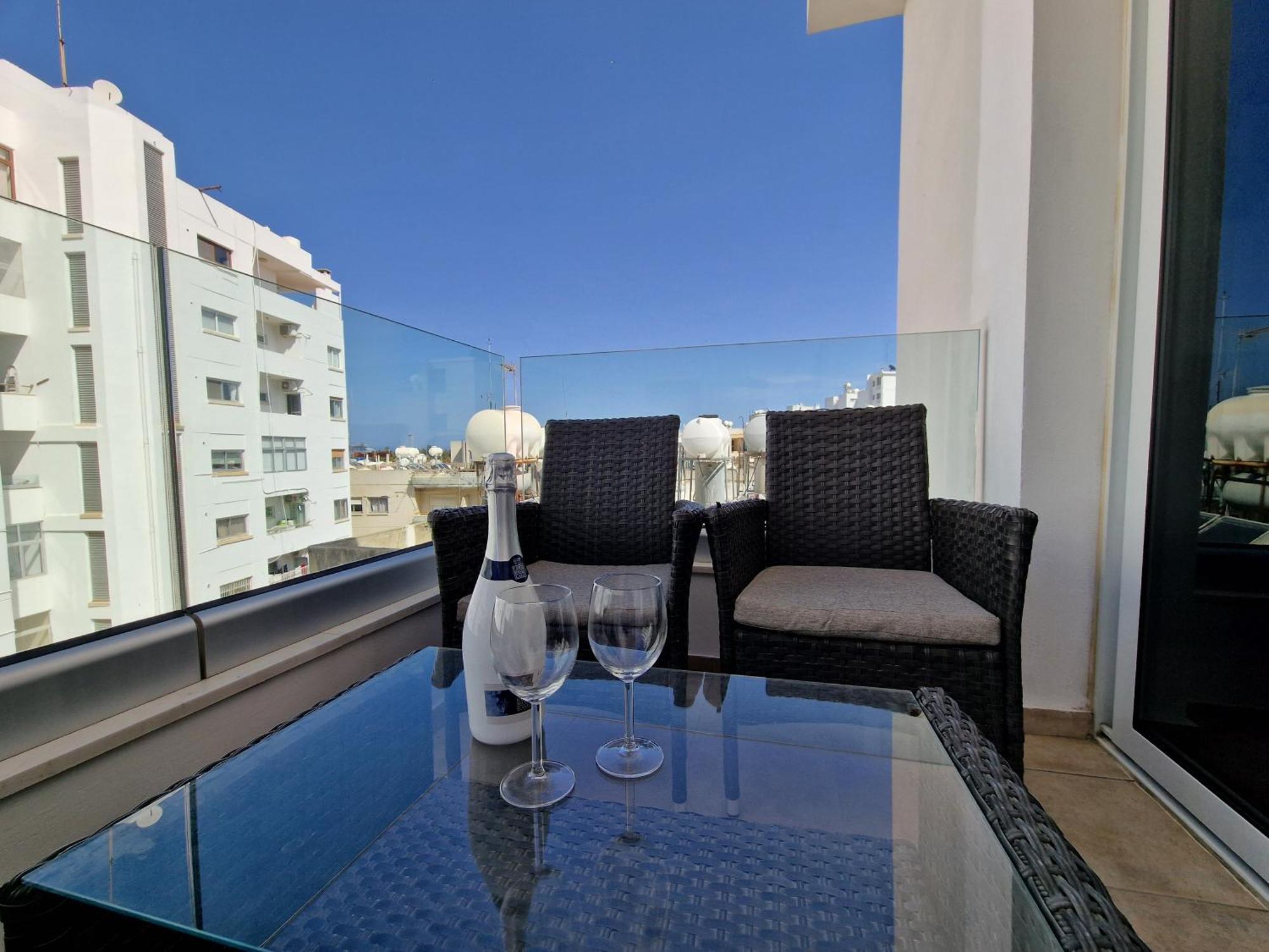 Tropical Paradise 200M From Finikoudes Beach Λάρνακα Εξωτερικό φωτογραφία